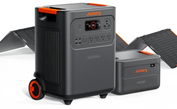 Jackery HomePower 3600 Plus 7168Wh LiFePO4 battery with 1x SolarSaga 500X solar panel for home backup RV off-grid applications